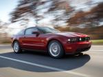 Ford Mustang GT 2010 года
